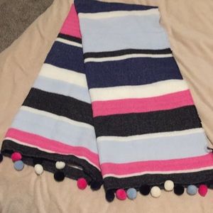 Pom Pom warm scarf INC